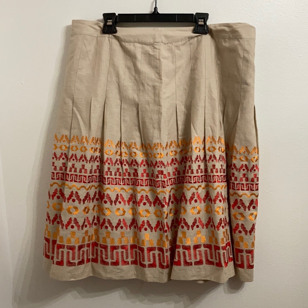 NWT Nygard Tan + Red & Orange Embroidered Design Midi Skirt Size 16 - Picture 5 of 12